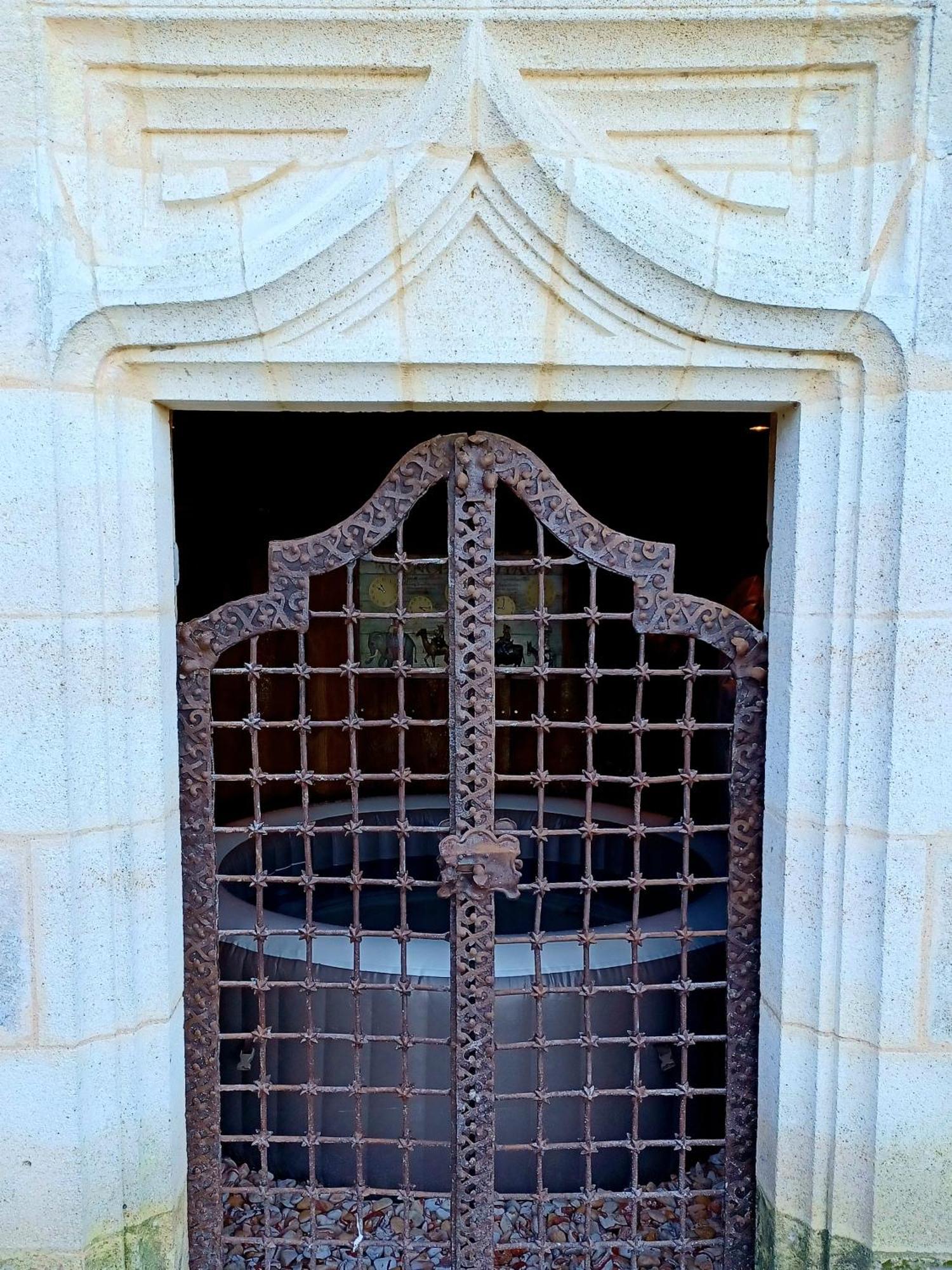 Bourg-sur-Gironde Chateau De La Grave المظهر الخارجي الصورة